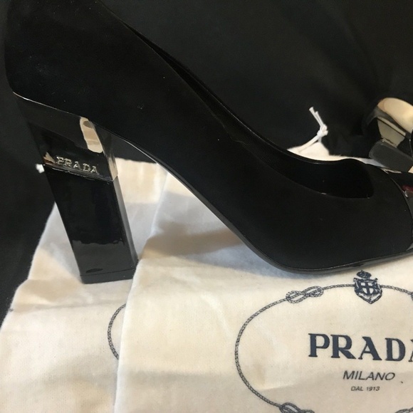 Prada Shoes - PRADA HEELS~SIZE 39